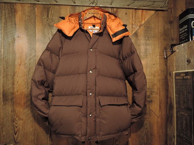 CRESCENT DOWN WORKS x CONEY ISLAND : CLASSICO DOWN PARKA “BROWN x