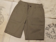 WARE HOUSE : Lot 1218 MILITARY HERRINGBONE SHORTS