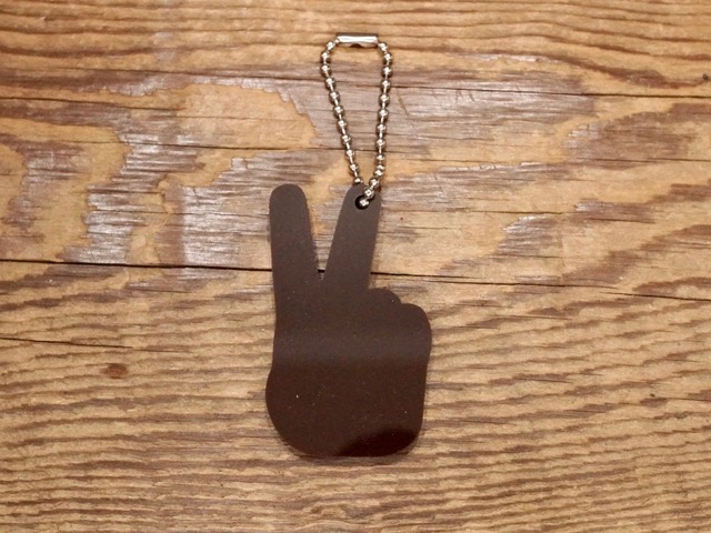 STANDARD CALIFORNIA x BUTTON WORKS: SD PEACE KEY HOLDER | CONEY ISLAND