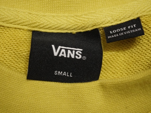 152861