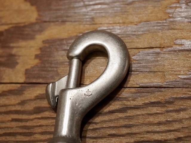 159431