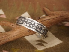 BENSON SHORTY ベンソン・ショーティー シルバー ヘビーバングル INDIAN JEWELRY BENSON SHORTY（ベンソン・ショーティー ） ナバホ族