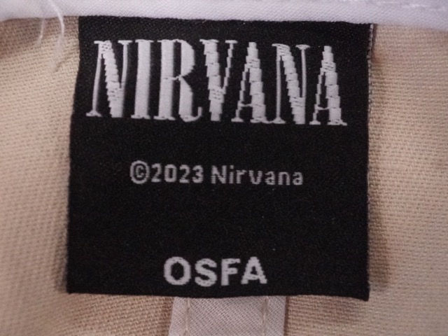 177438
